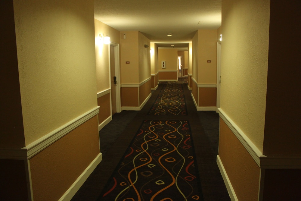 Best Western White Mountain Inn 9/30