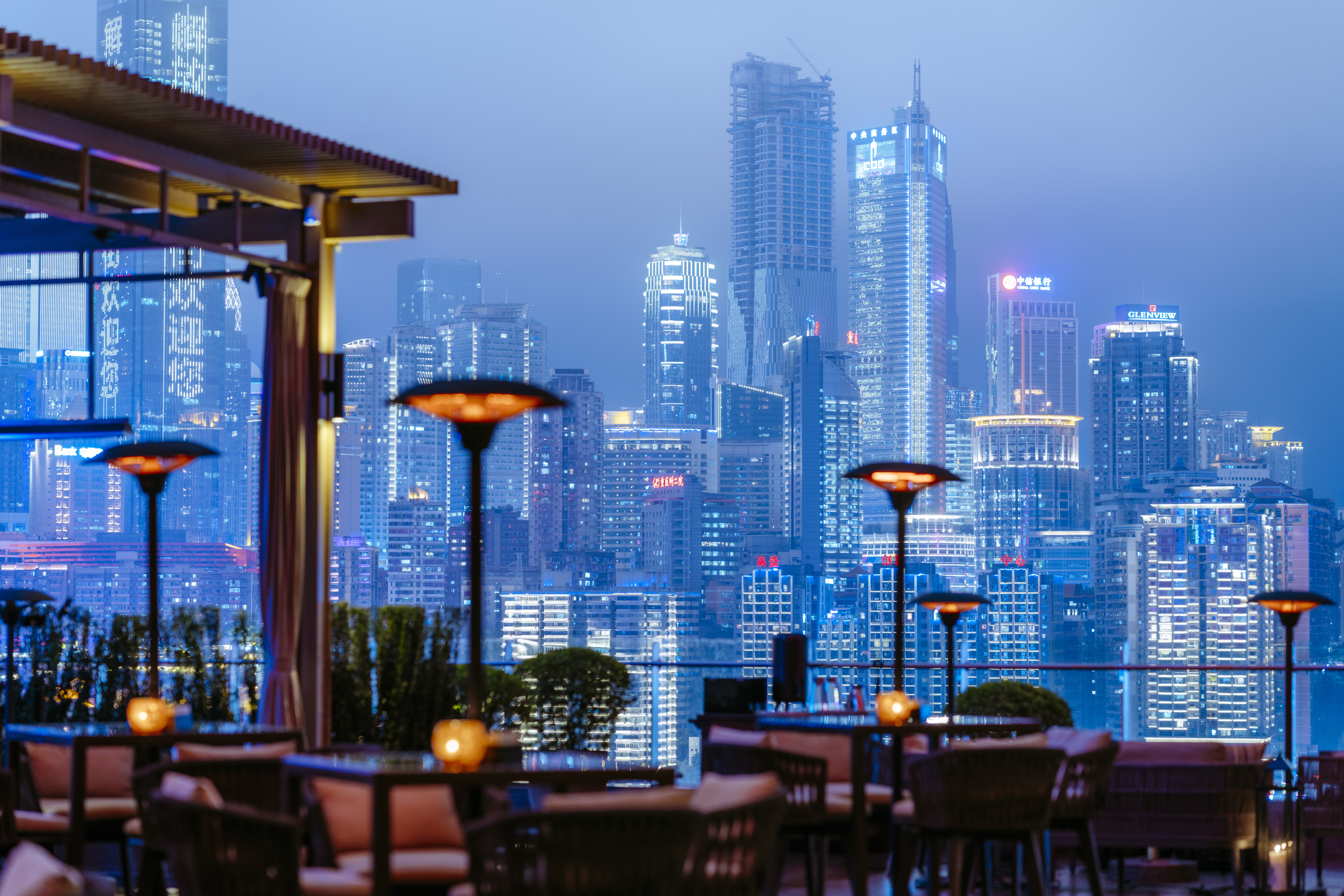 Regent Chongqing 76/81