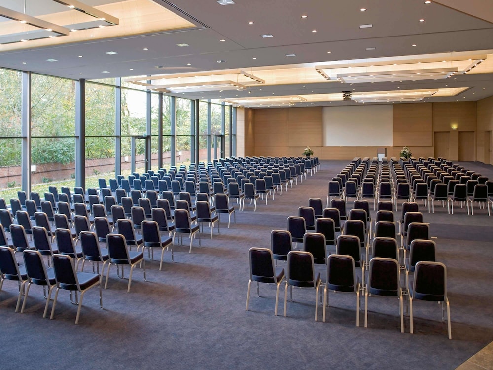 Movenpick Hotel Munster 62/70