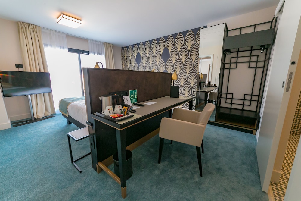 Best Western Hotel Journel Saint-Laurent-Du-Var 31/45