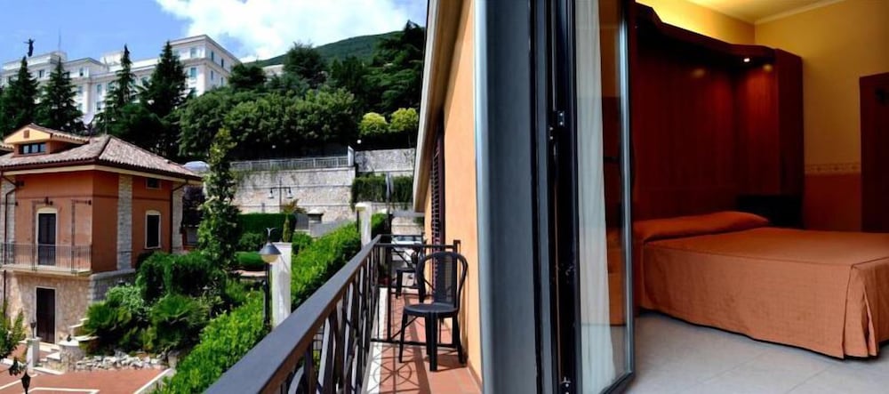 Hotel Colonne 46/46