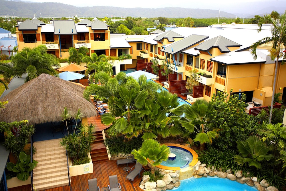 Mantra Heritage Port Douglas 10/60