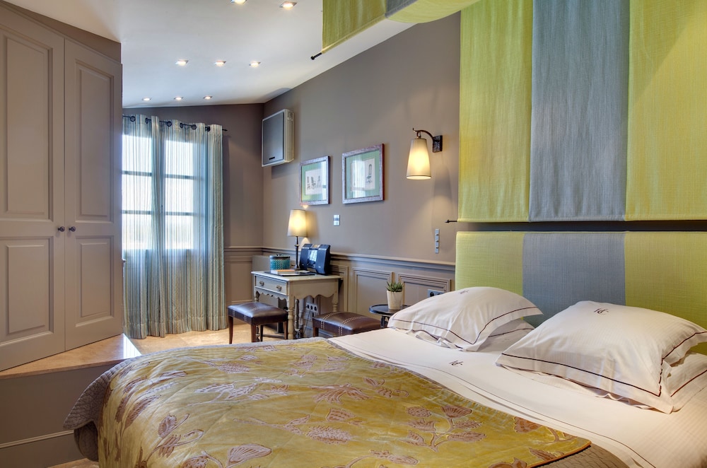 CLASSIC, DOUBLE BED