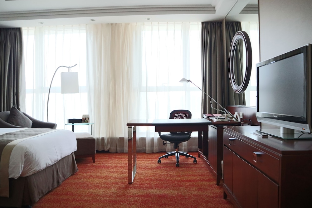 Central Hotel Shanghai 44/48