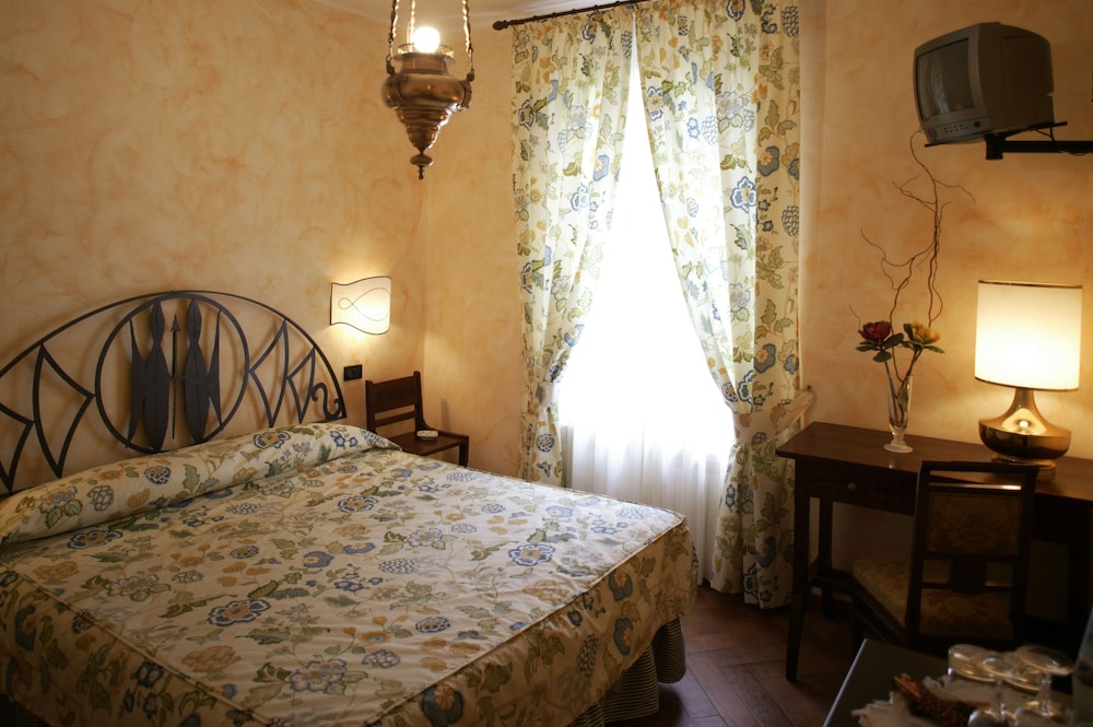 La Valletta Relais 29/38