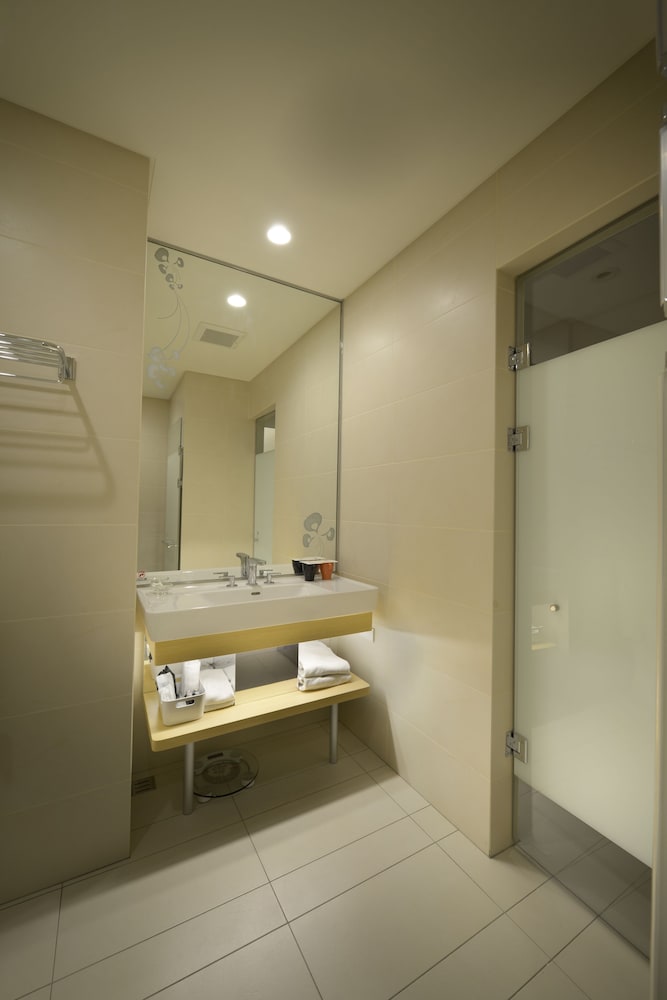 Golden Tulip Glory Fine Hotel 28/60