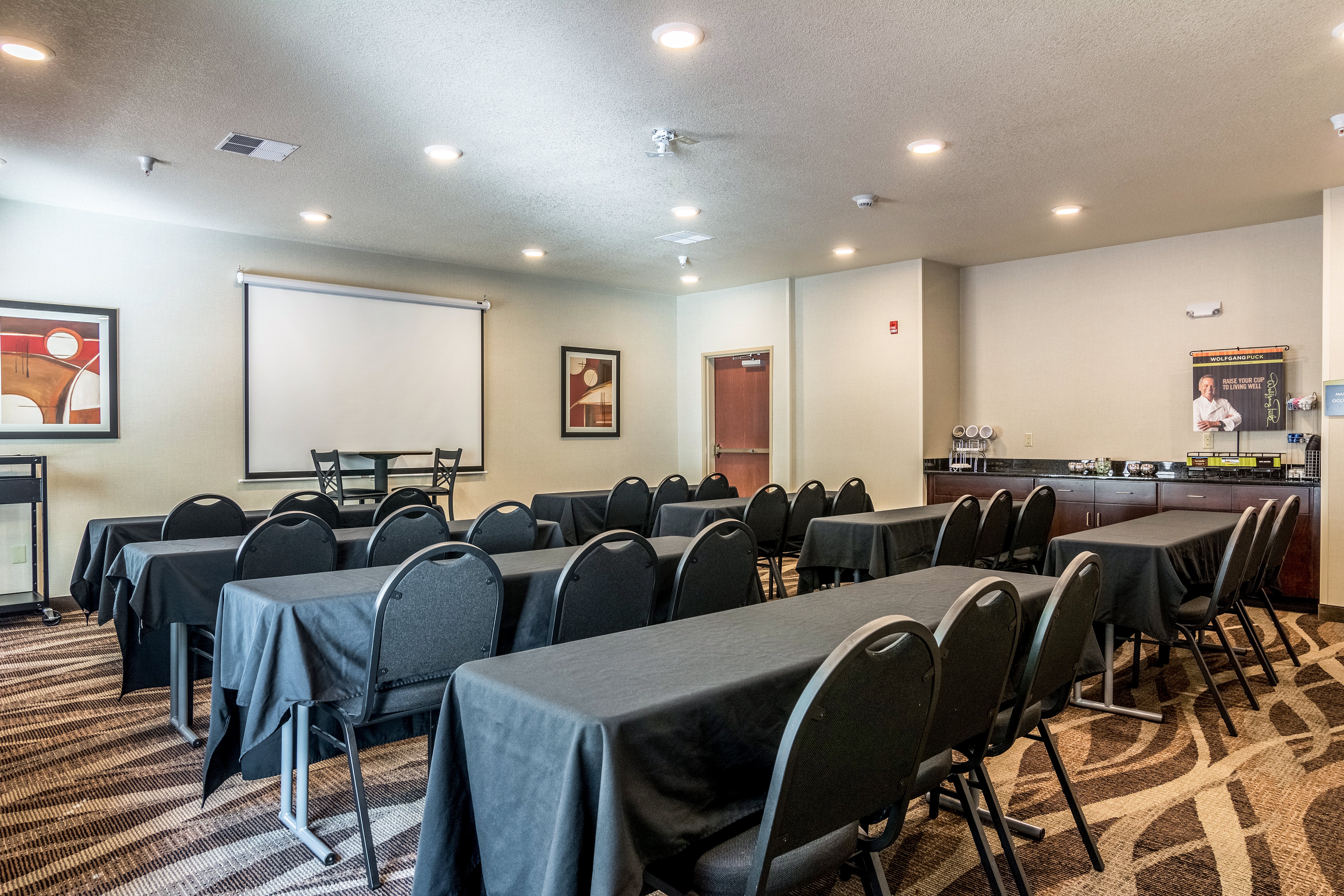 Cobblestone Hotel and Suites - Erie 45/50