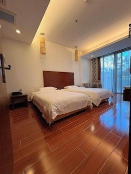 Room, Double Bed