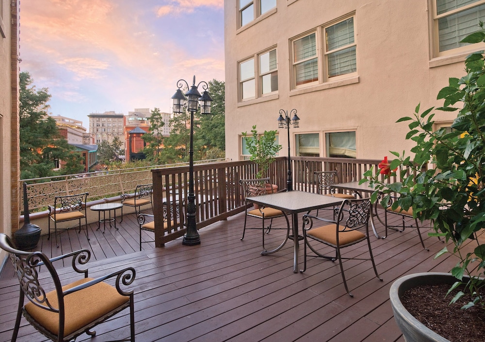 Club Wyndham Riverside Suites 32/36
