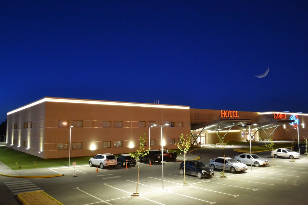 Hotel y Casino del Rio - General Roca 1/36