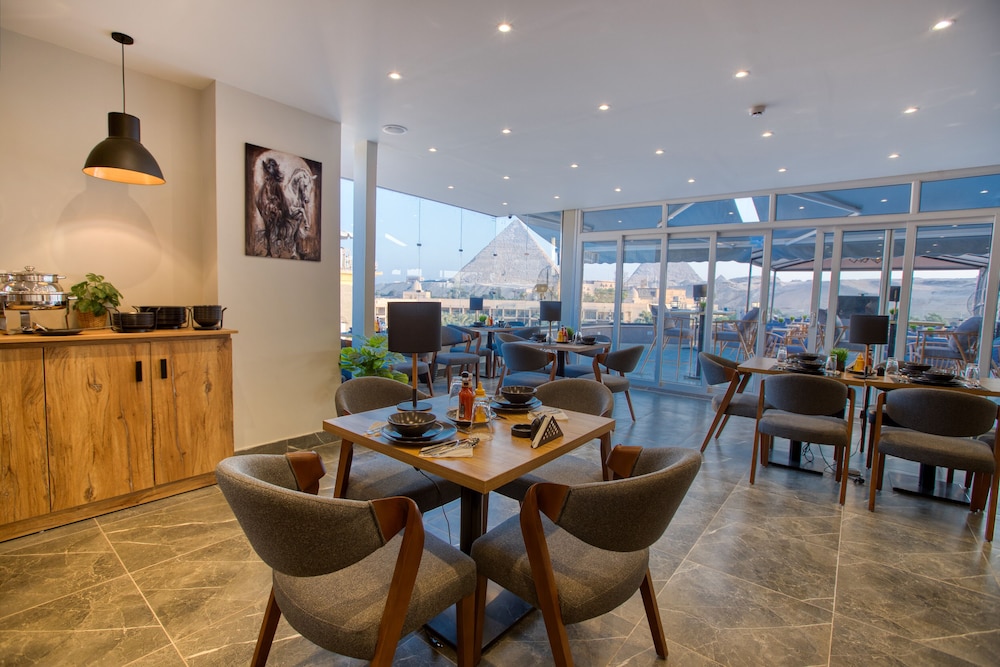NOZOL PYRAMIDS HOTEL 43/59