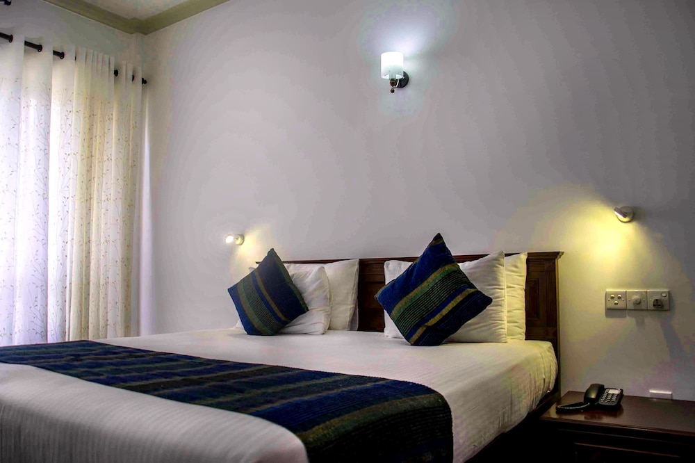 DELUXE, DOUBLE BED, BALCONY