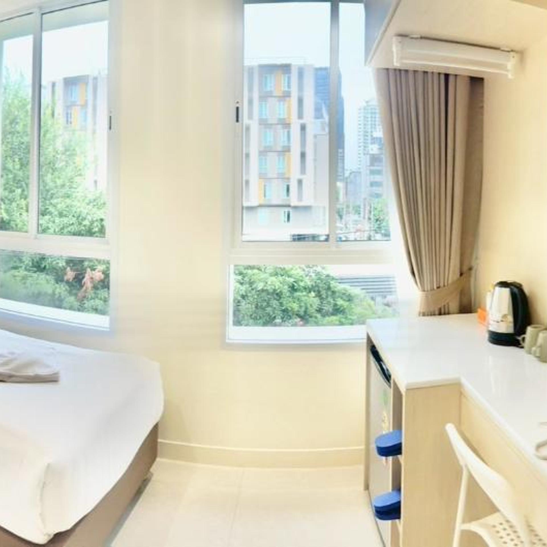 ABC QQ Hotel 28/38