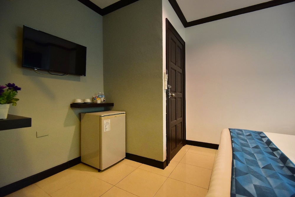 Hallo Patong Hotel 24/66
