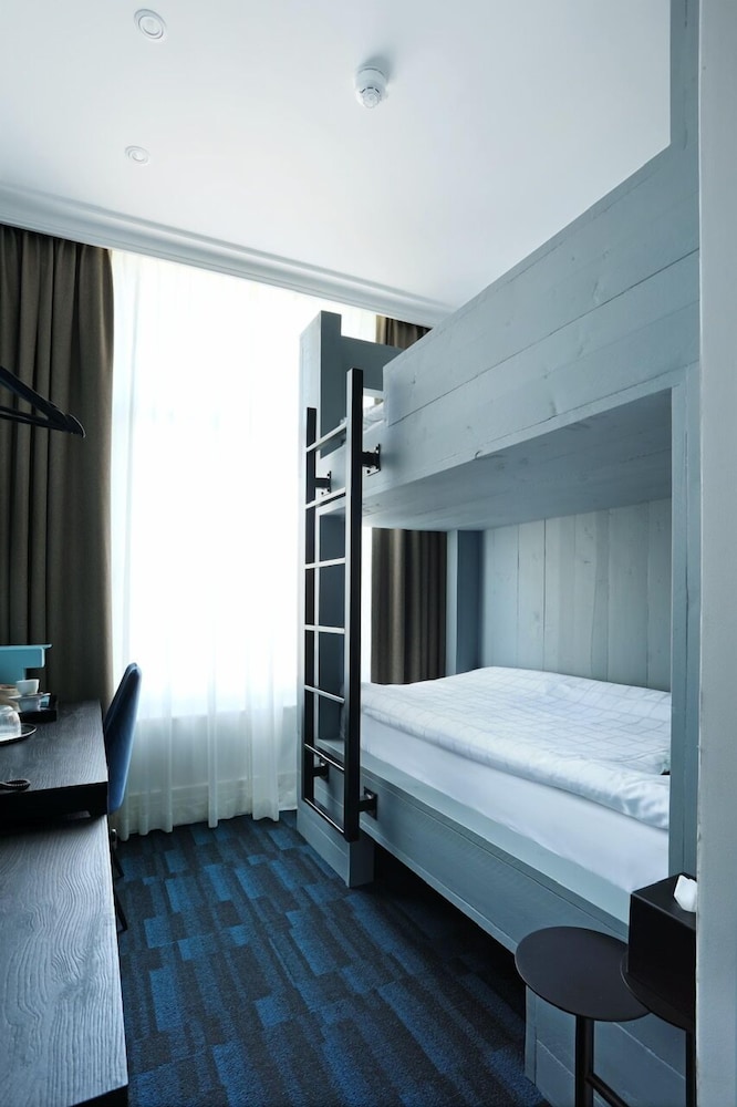 Economy, Single, Single Bed