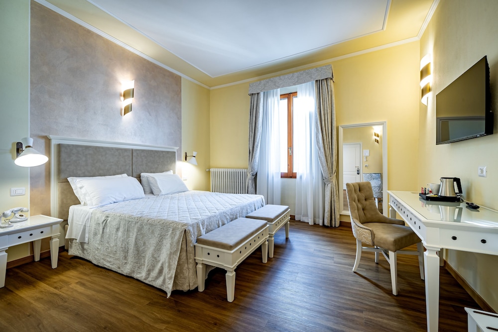 Hotel Alessandra 23/50
