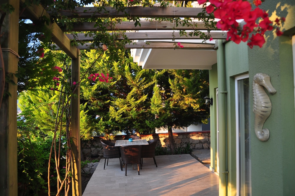 Ece Boutique Hotel 71/85