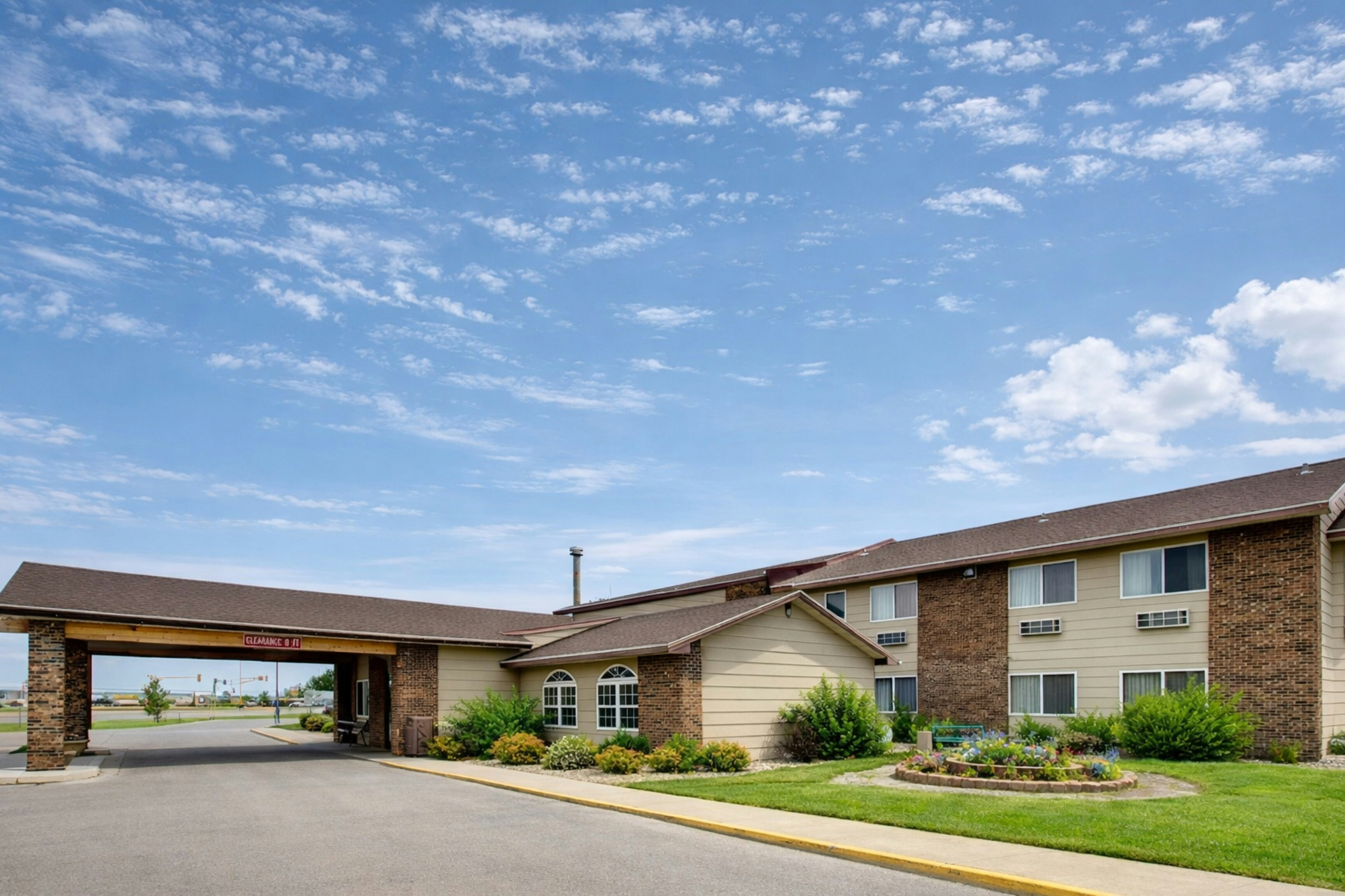 Fireside Inn & Suites 9/88