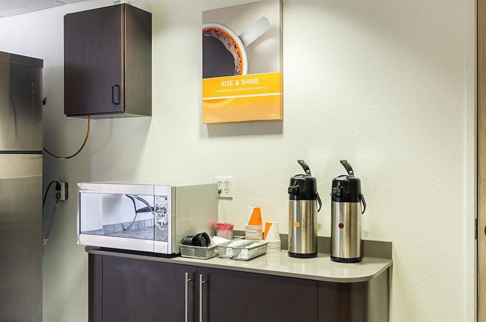 Motel6 Wheatland, WY 40/58