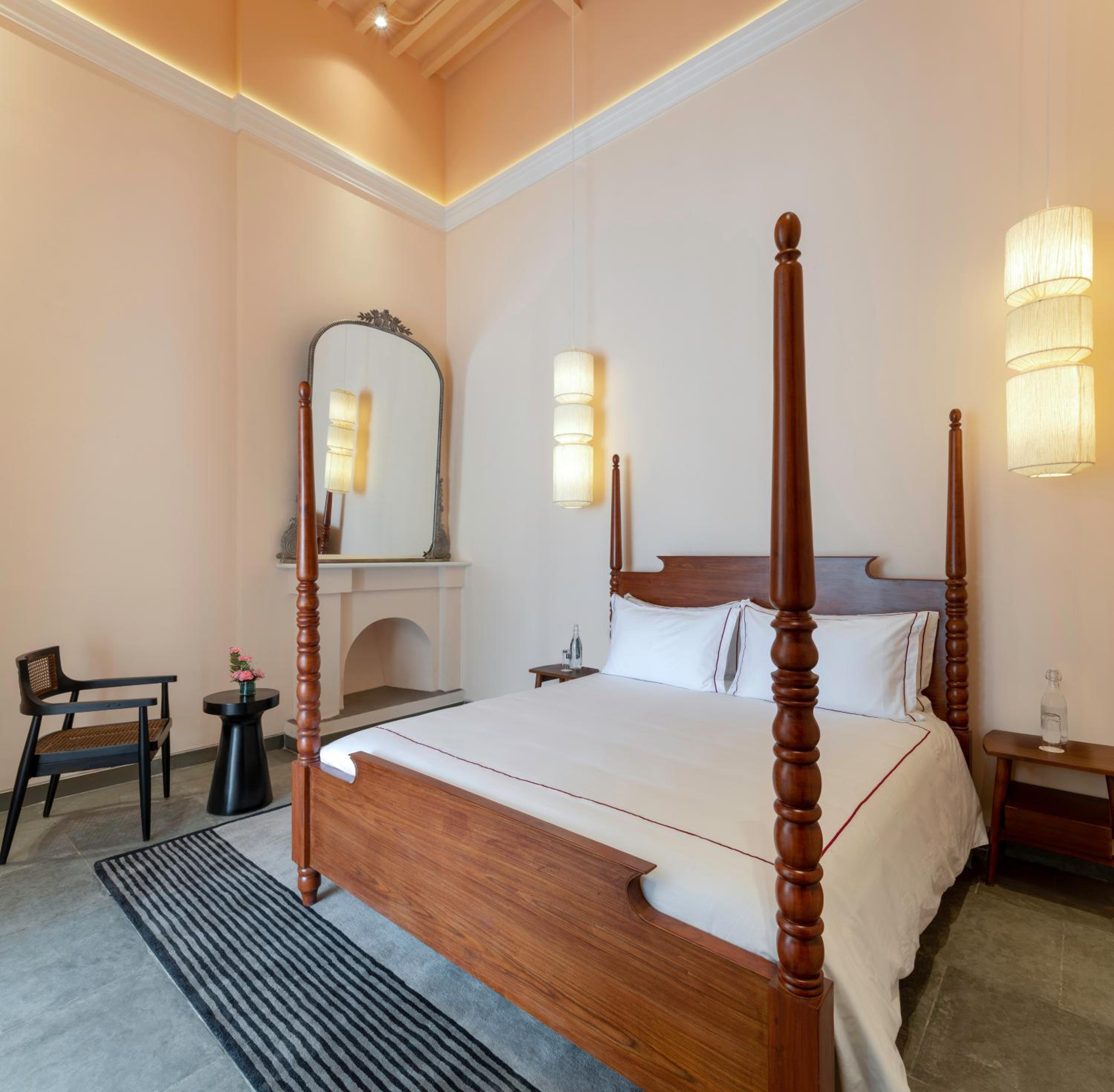 Heritage, Suite, King Bed