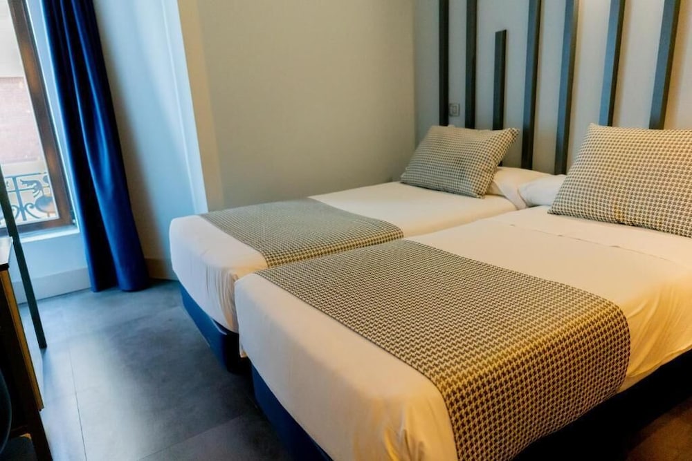 Hostal El Carmen 23/50