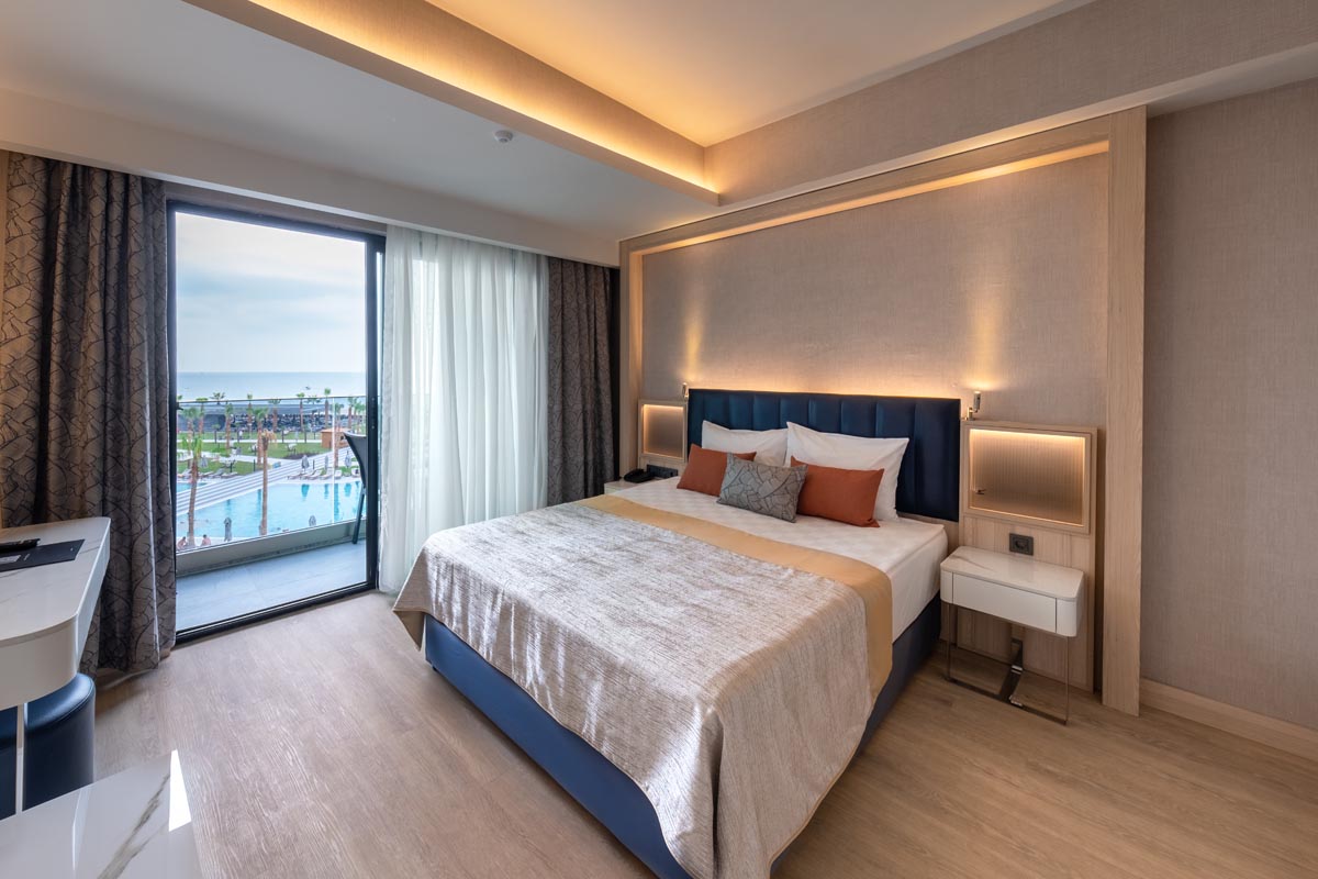 Superior, Double Bed, Sea View