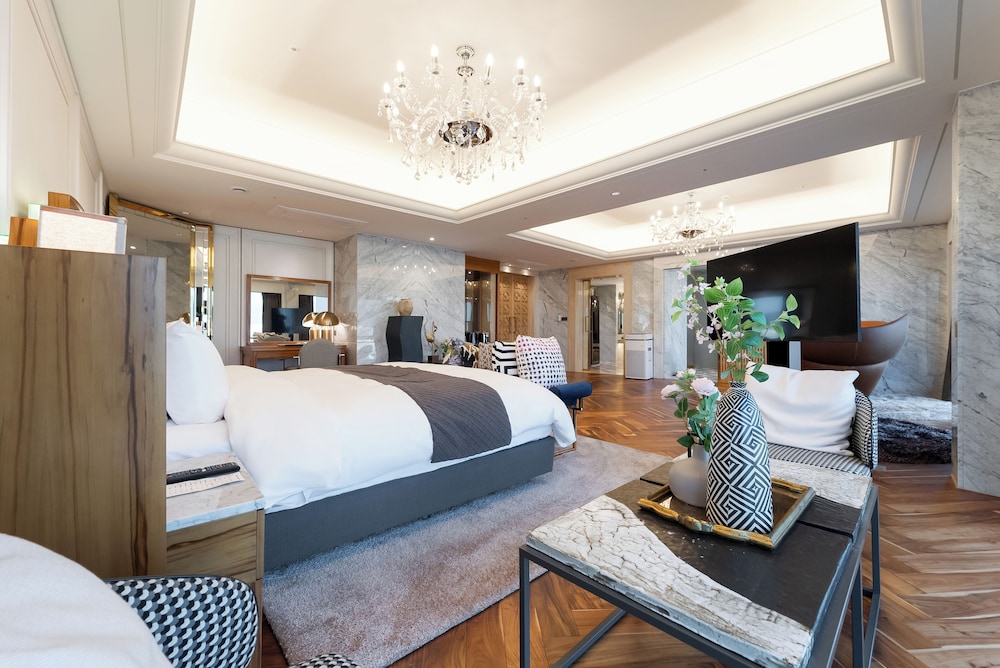 Presidential, Inner, Suite, King Bed