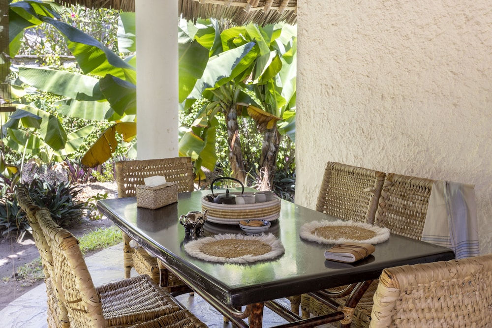AESTUS VILLAS RESORT 25/50