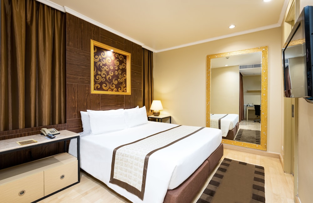 Admiral Premier Bangkok 33/69