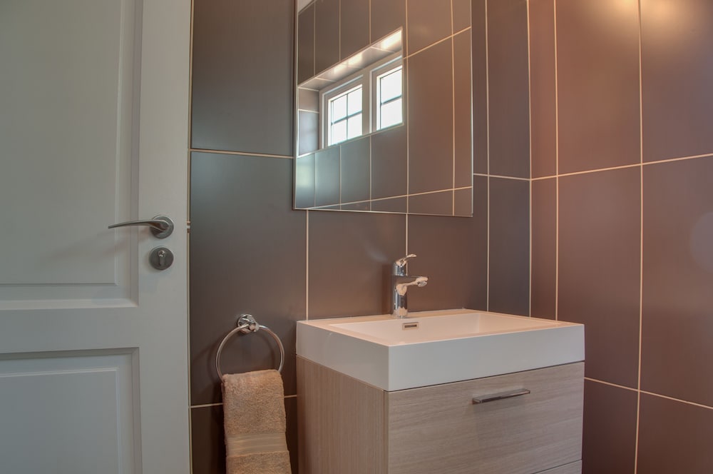 Ilanda Guest House 46/50