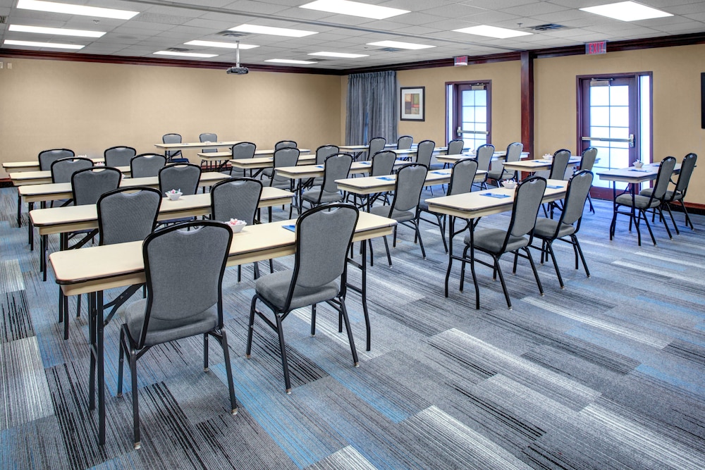 Hyatt House Fishkill Poughkeepsie 49/64