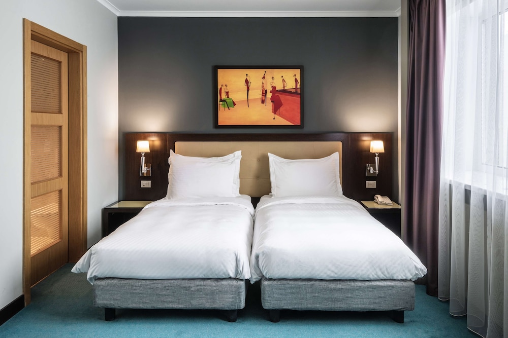 Radisson Hotel Astana 15/71