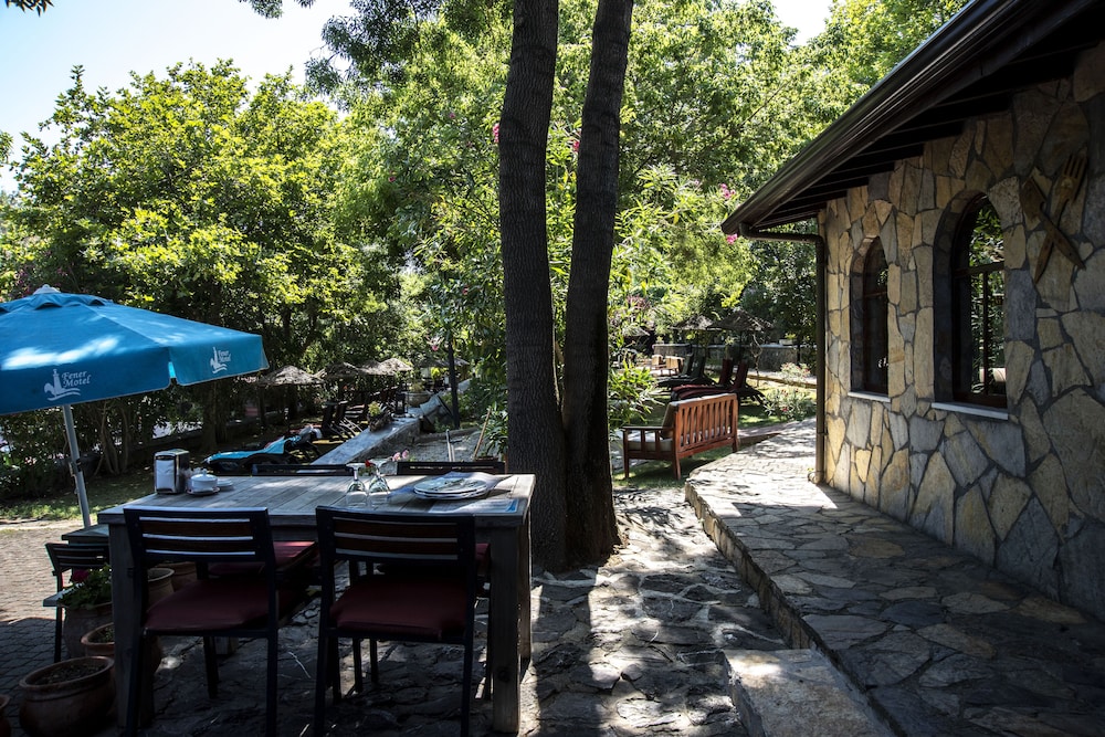 Fener Motel 33/50