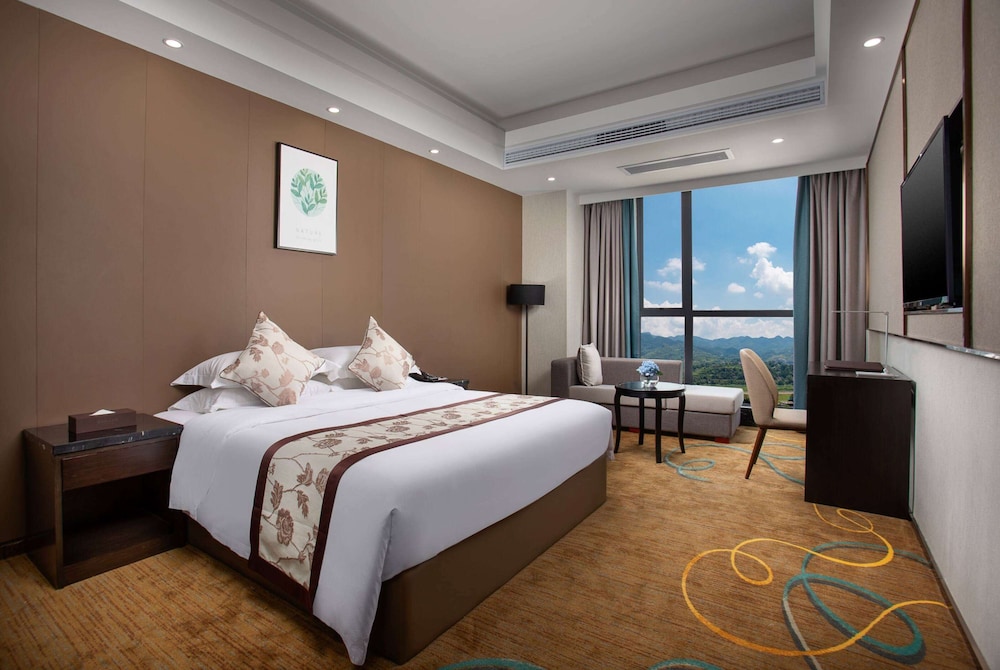 Ramada by Wyndham Zhangjiajie 26/50
