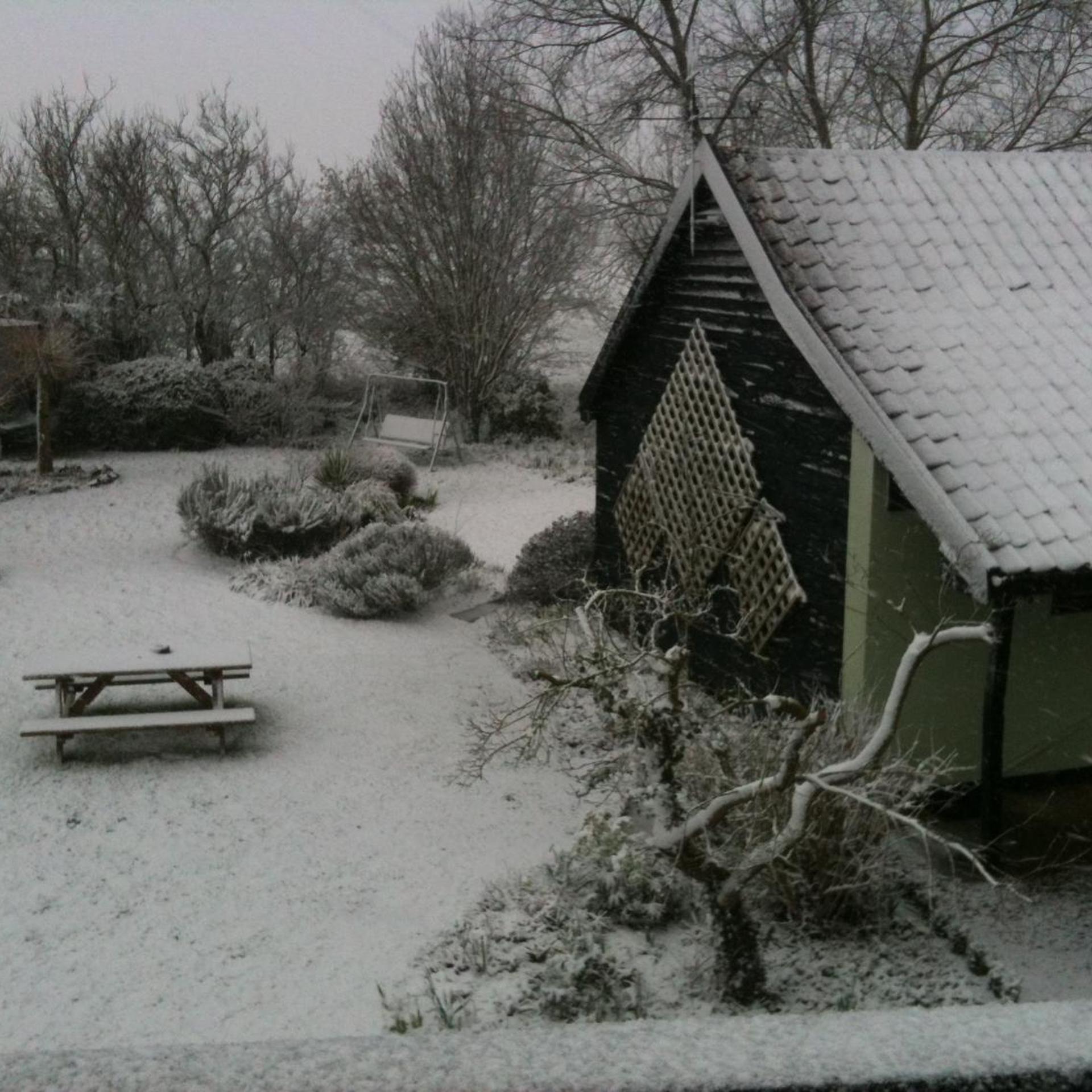 Six Bells 26/27