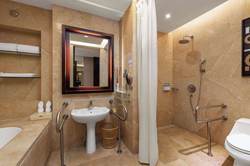 Wyndham Putian Downtown 57/61
