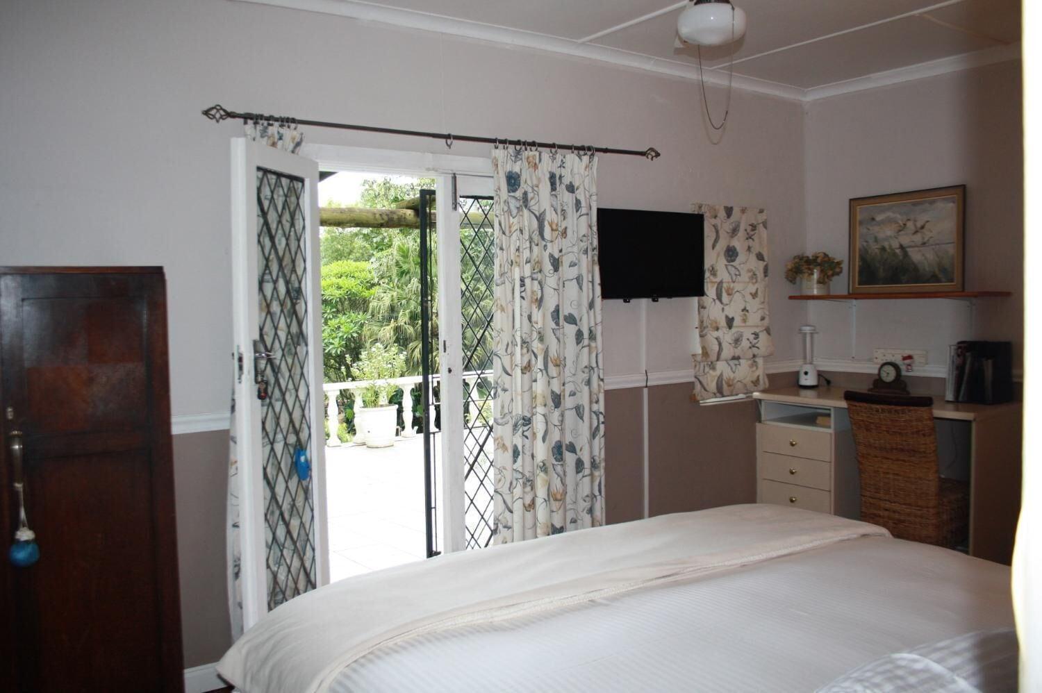 A Garden Suite 8/37