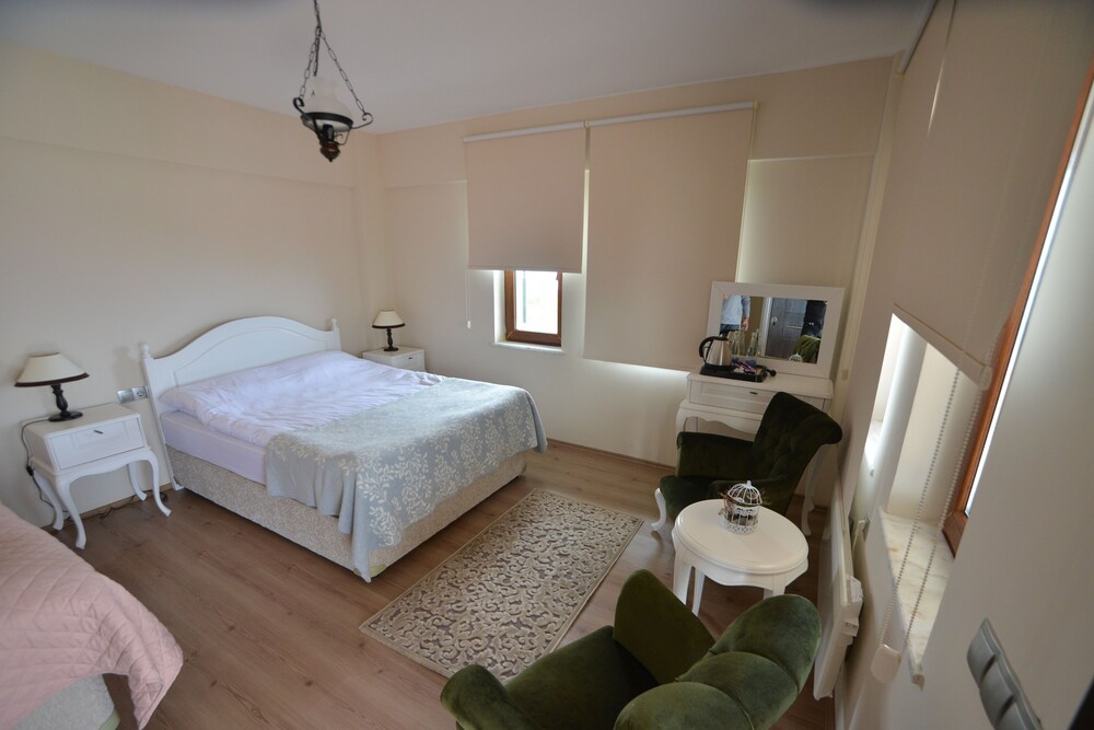 Akamoy Boztepe Hotel & Restaurant 39/40