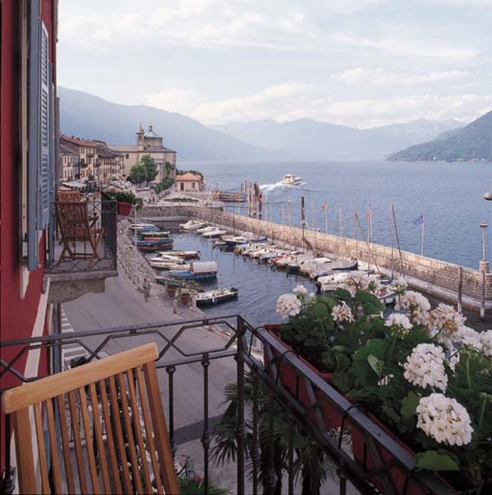 Hotel Cannobio 25/27