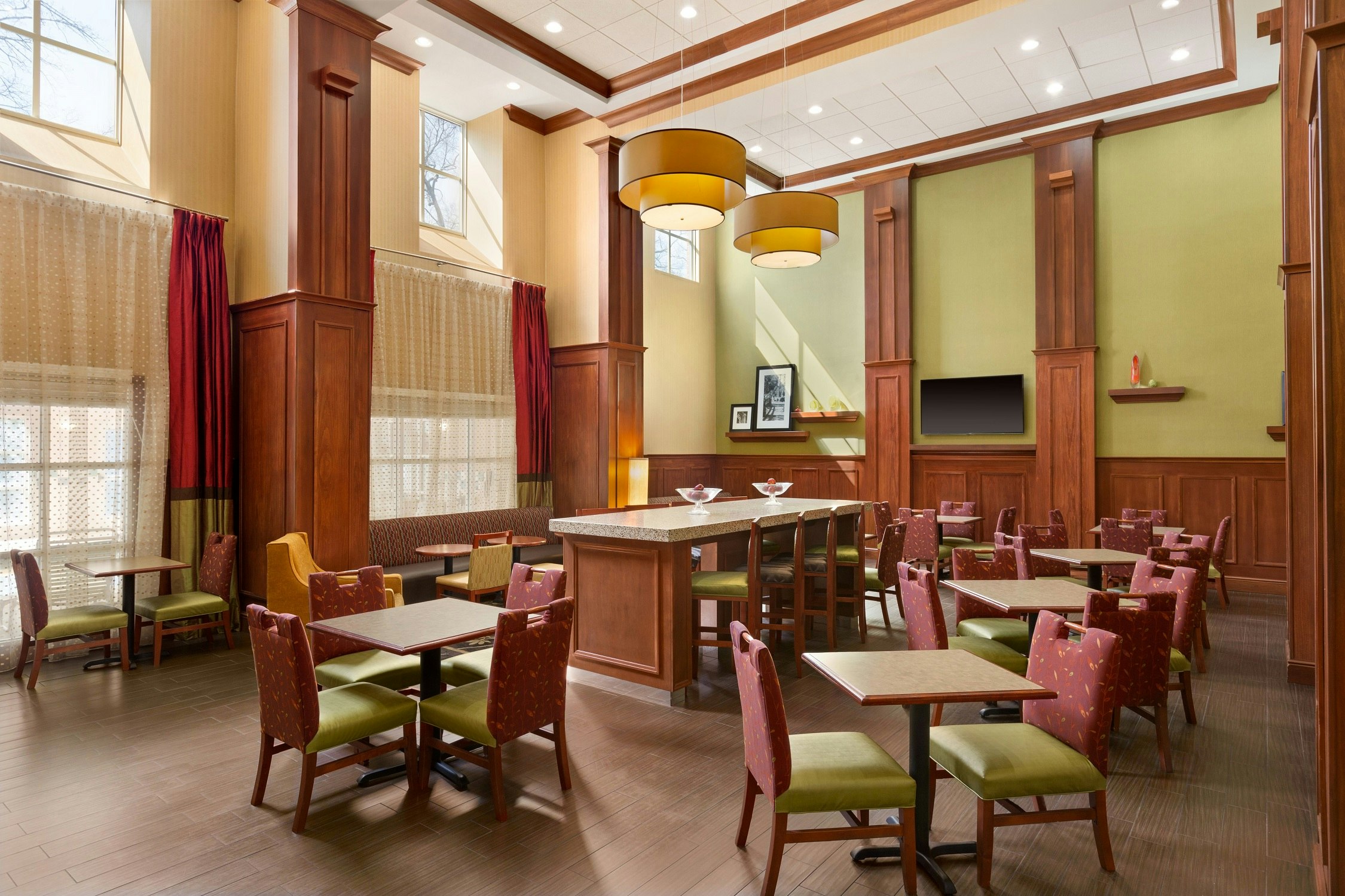 Hampton Inn & Suites Williamsburg Historic District 49/58