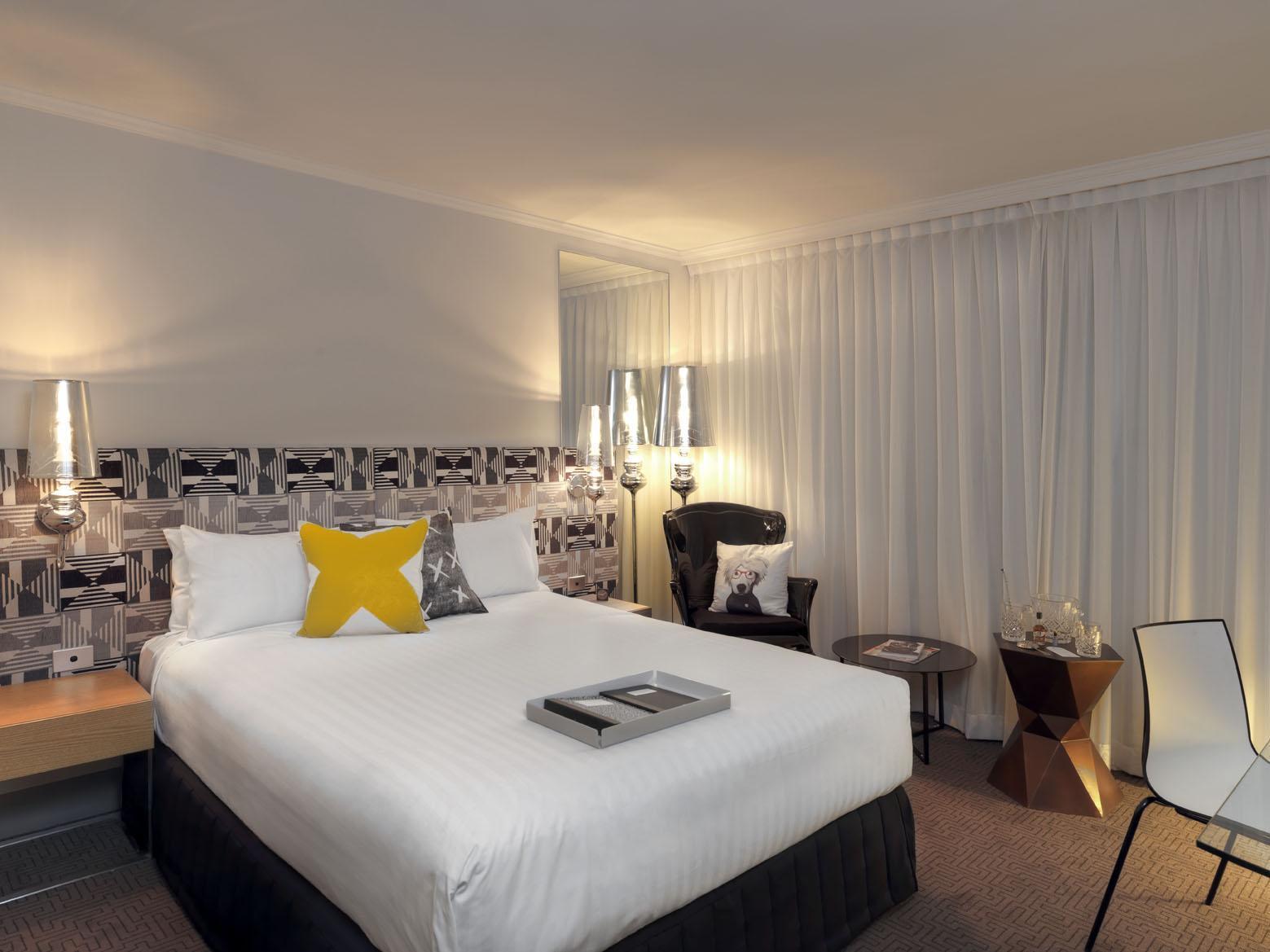 STANDARD, KING BED