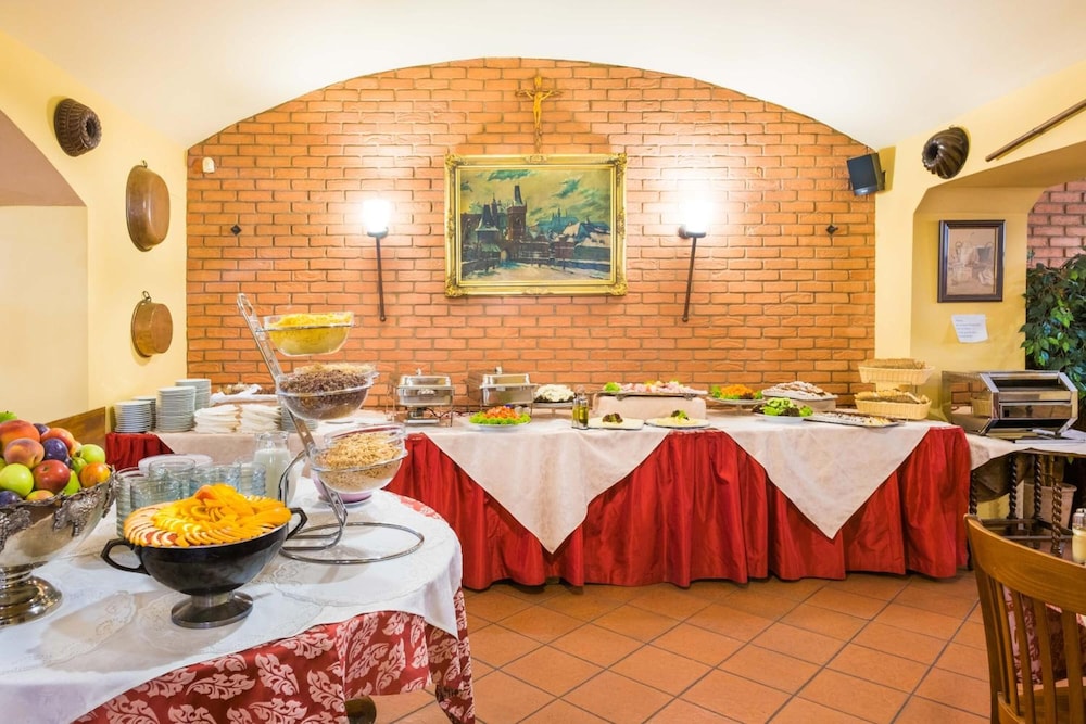 Hotel La Fenice 46/52