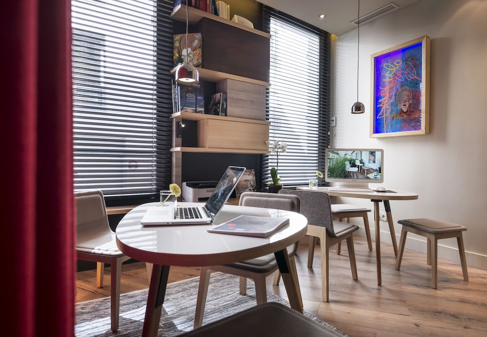 Max Hotel 46/59