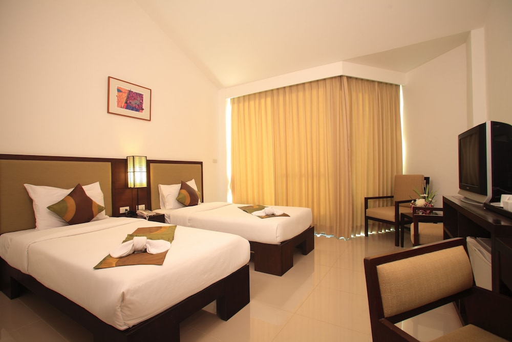 Kuiburi Hotel and Resort 10/41