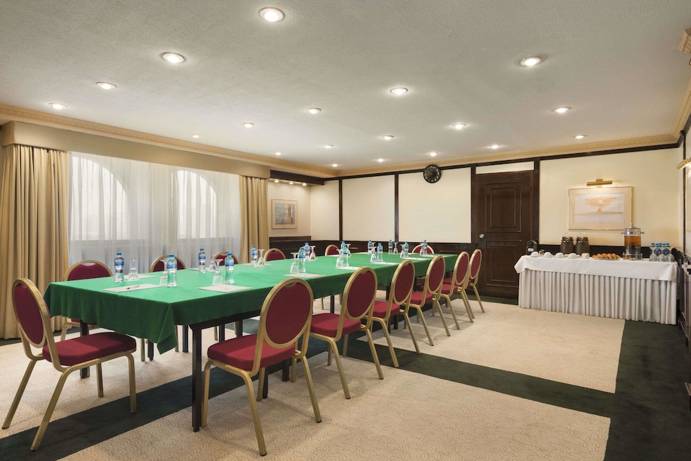 Ramada by Wyndham Bahrain 39/43