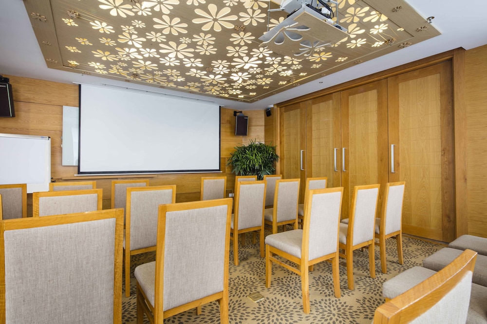 Paradise Saigon Boutique Hotel 30/50