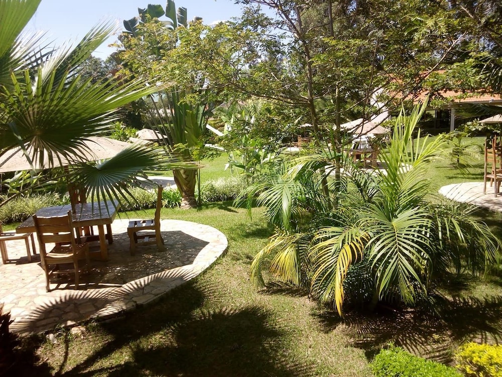 Wagga Resort Hotel 23/40