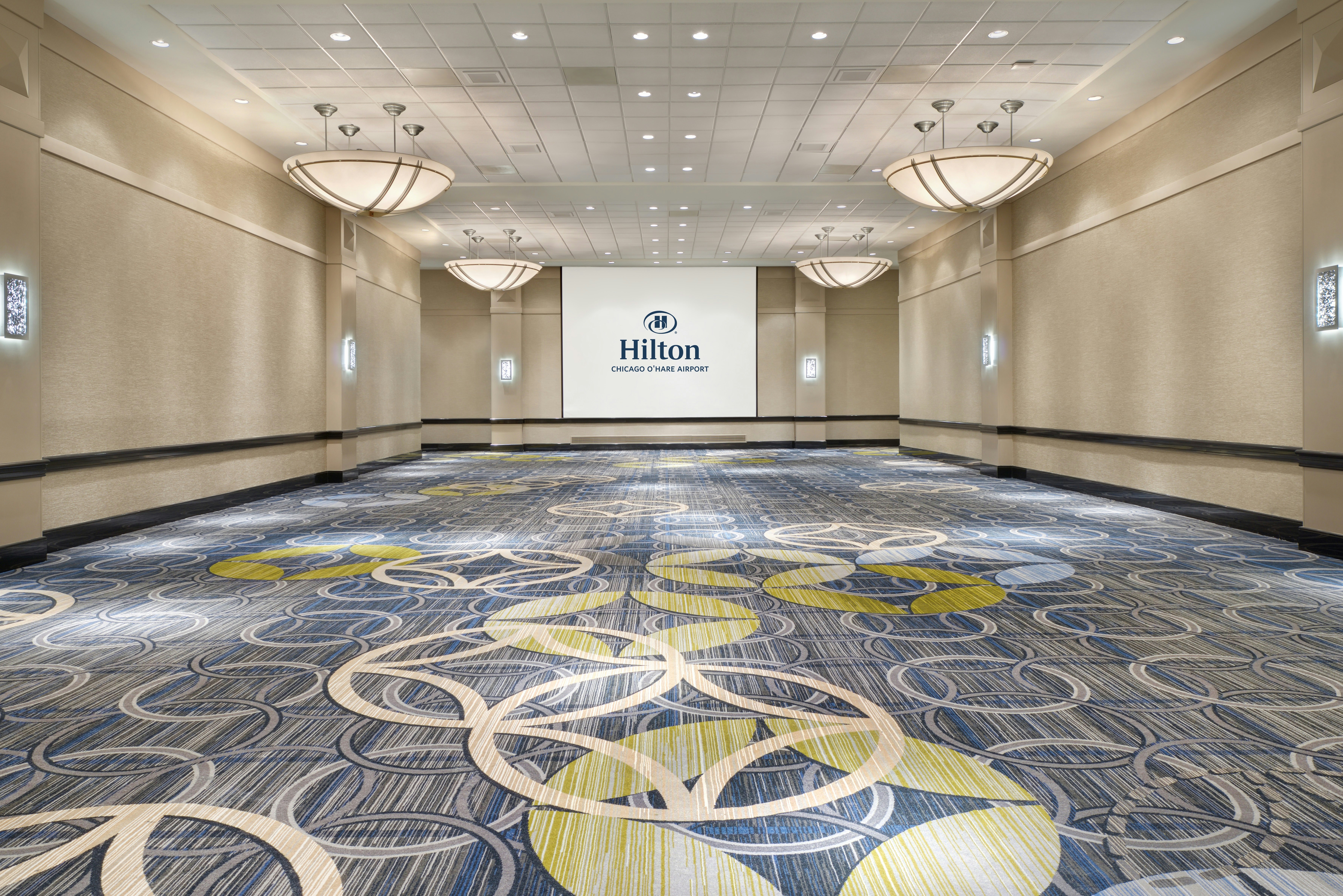 Hilton Chicago OHare Airport 34/82