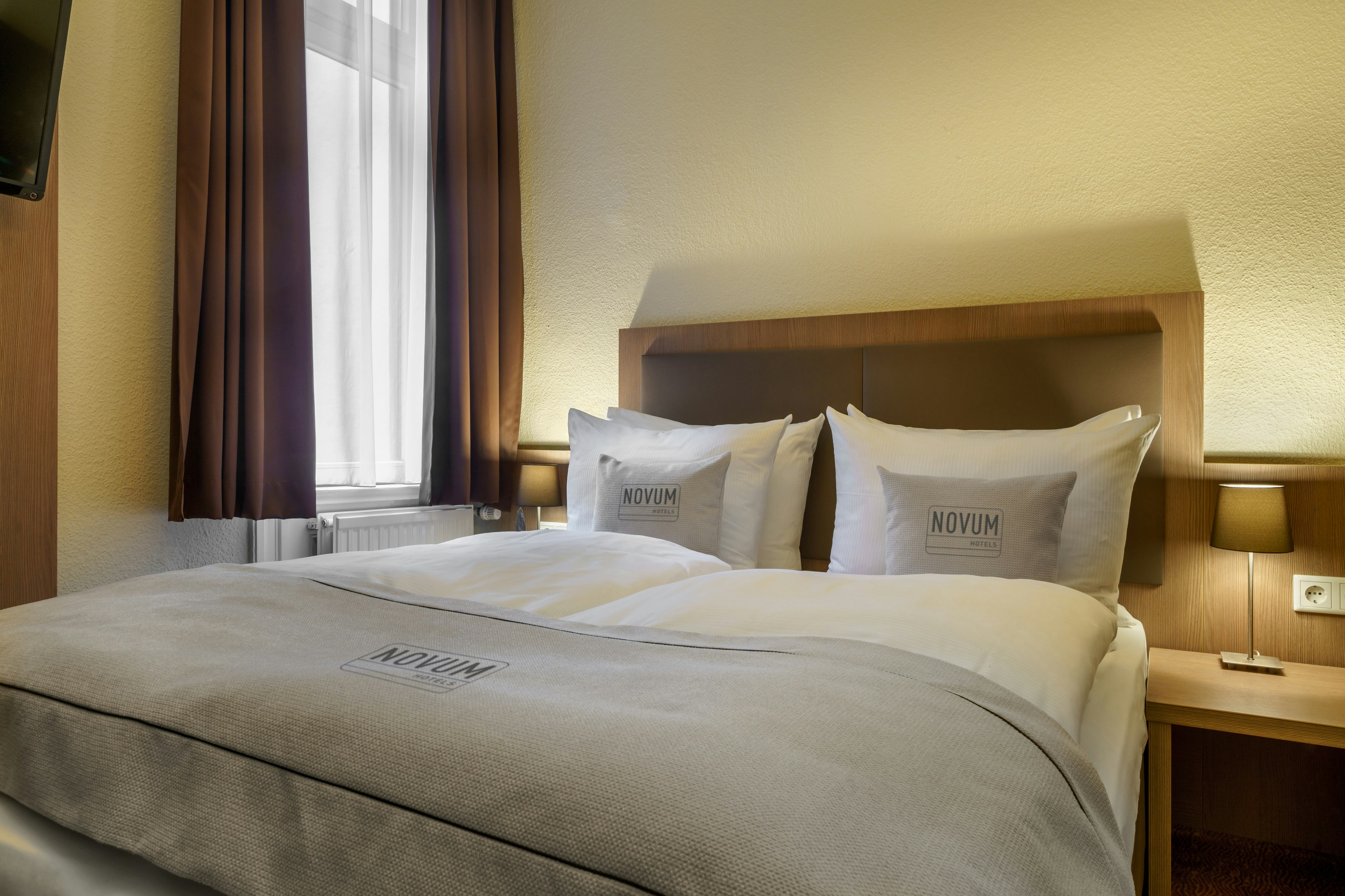Hotel Alster 10/35