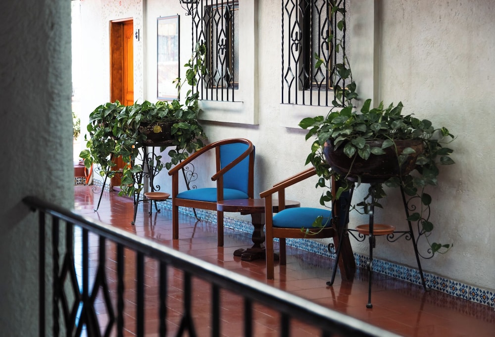 Anua Hotel 33/35